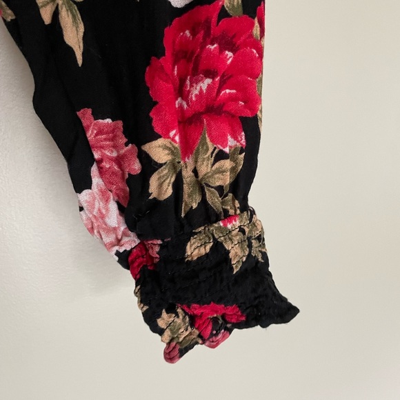 American Eagle XS Floral Red Pink Black Boho Crop Top Blouse - Picture 4 of 10